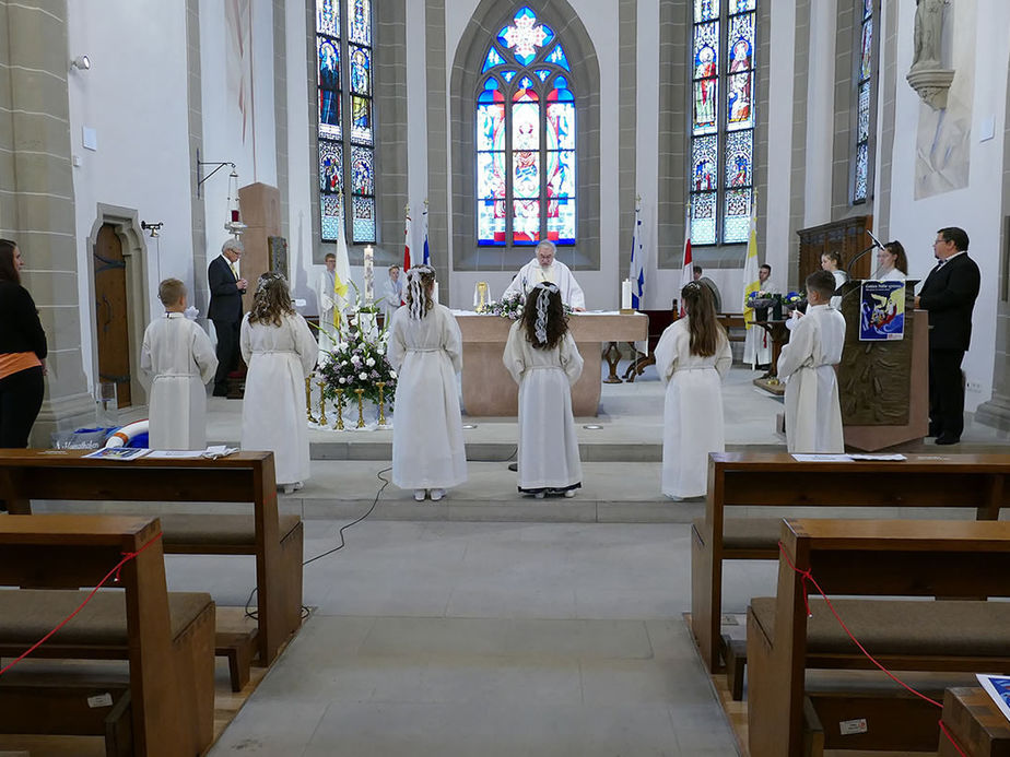 Feier der 1. Heiligen Kommunion in Sankt Crescentius (Foto: Karl-Franz Thiede)